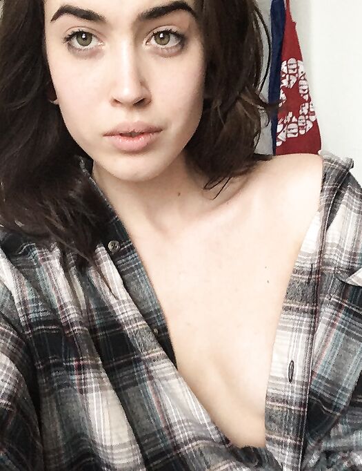 Beautiful amateur shows her petite naked body & her small tits on her bed