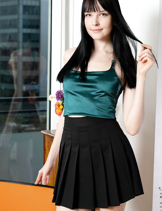 Nubiles Amelia Riven